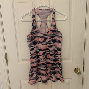 Lululemon tank size 10